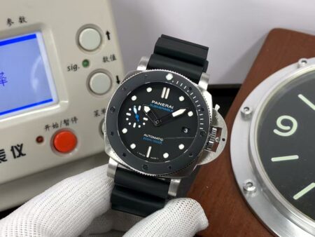 Panerai PAM 683 Submersible 42mm Super Clone OP XXXIV Movement Black Dial Black Rubber Strap - Image 3