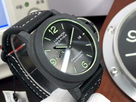 Panerai PAM 1118 Luminor Marina 44mm Black Carbon Case Black Dial Super Clone P.9010 Movement - Image 4