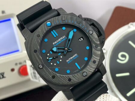 Panerai PAM 960 Submersible 42mm CarboTech Super Clone P.9000 Movement Black Dial Black Rubber Band - Image 2