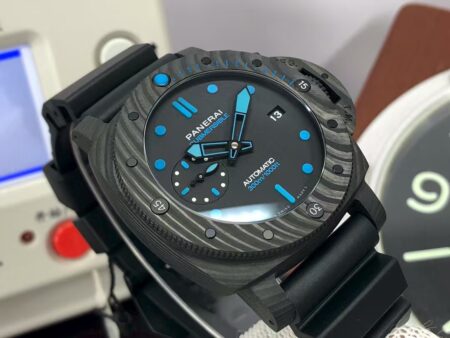 Panerai PAM 960 Submersible 42mm CarboTech Super Clone P.9000 Movement Black Dial Black Rubber Band - Image 4