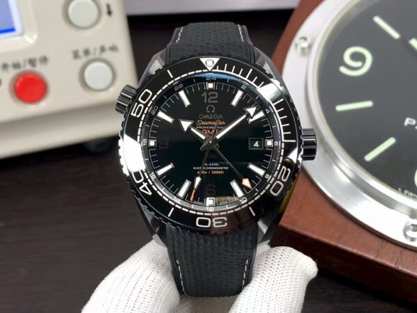 Omega Planet Ocean GMT Deep Black 45.5mm 215.92.46.22.01.001 Black Ceramic Case Black Dial Clone 8906 Movement