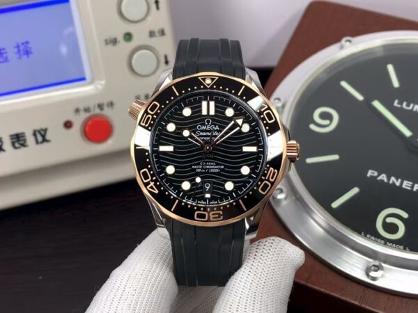 Omega Seamaster Diver 300m Two Tone Rose Gold Case Black Ceramic Bezel Black Rubber Strap