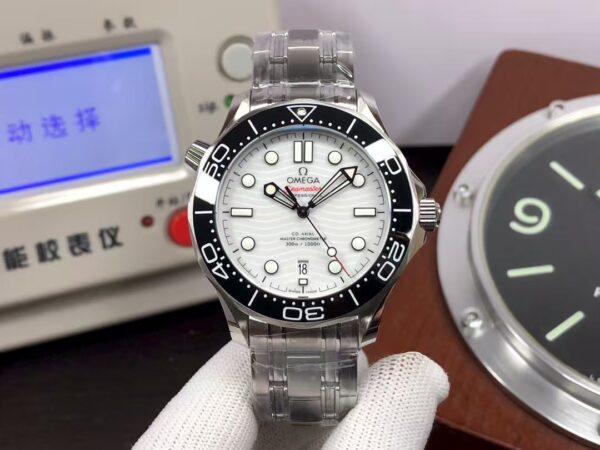 Omega Seamaster Diver 300m 210.30.42.20.04.001 Black Ceramic Bezel White Dial Steel Bracelet