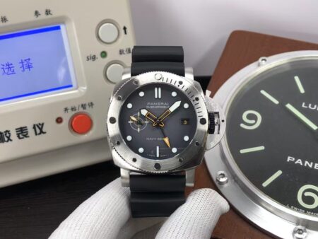 Panerai Submersible PAM 1323 Stainless Steel Case Grey Dial Super Clone P.900 Movement