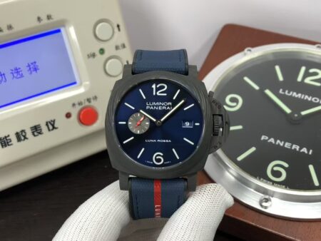 Panerai PAM 1529 Luna Rossa Carbotech 44mm Blue Dial Blue Rubber Strap