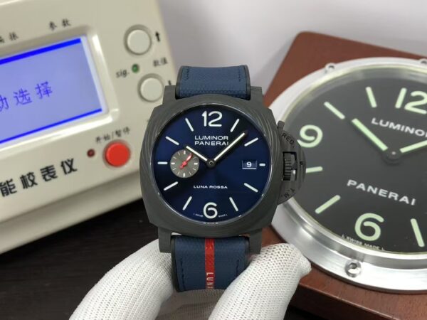 Panerai PAM 1529 Luna Rossa Carbotech 44mm Blue Dial Blue Rubber Strap