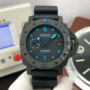 Panerai PAM 960 Submersible 42mm CarboTech Super Clone P.9000 Movement Black Dial Black Rubber Band