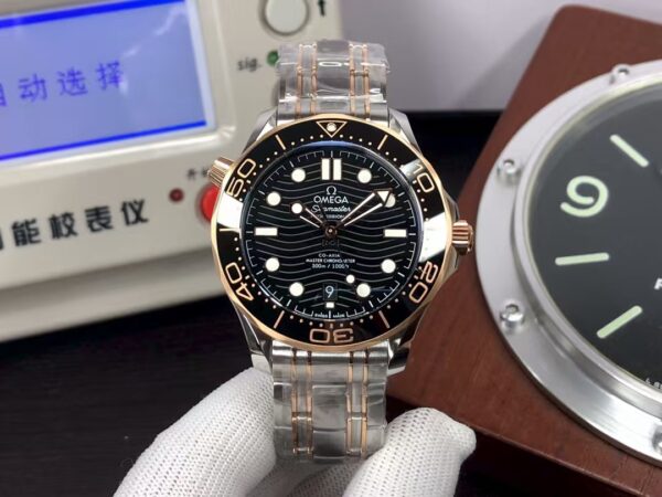 Omega Seamaster Diver 300m 210.20.42.20.01.001 Rose Gold Case Black Ceramic Bezel 8800 Movement
