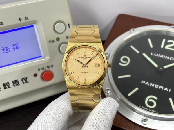 Replica Vacheron Constantin Historiques 222 Yellow Gold Watch Clone 2455/2 Movement Golden Dial