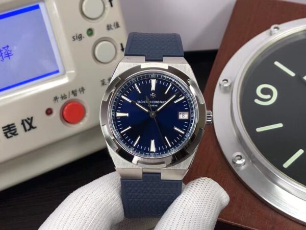 Vacheron Constantin Overseas 4500v Blue Dial Blue Rubber Strap with Clone 5100 Movement