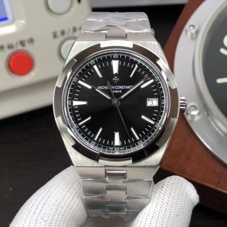 1:1 Replica Vacheron Constantin Overseas 4500V Stainless Steel Case Black Dial Clone 5100 Movement