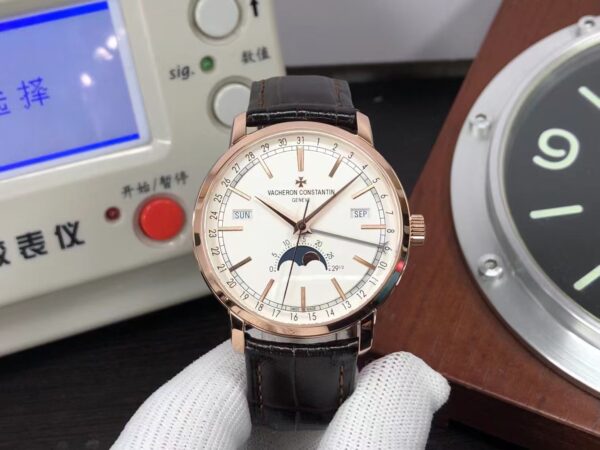 Vacheron Constantin Patrimony Moon Phase Retrograde Date 4010T/000R-B344 Rose Gold Case Brown Leather Strap