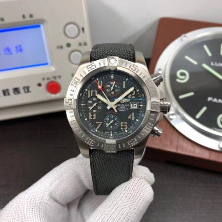 Breitling Avenger Bandit 45mm E1338310.M534.253S.E20DSA.2 Titanium Case Asia 7750 Movement