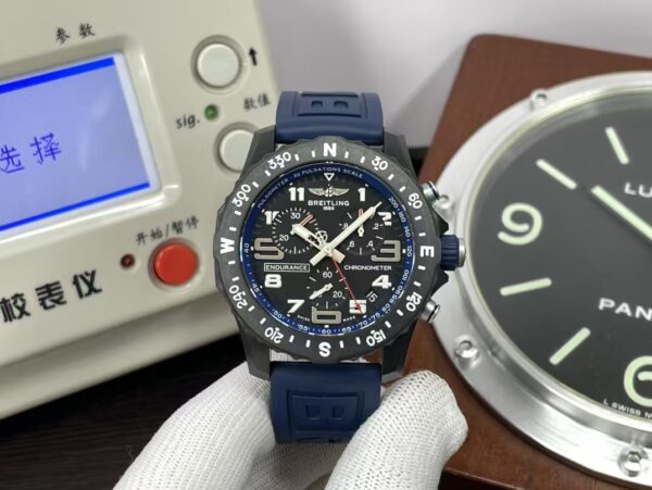 Breitling Endurance Pro 44mm Breitlight Case Swiss Quartz Movement Blue Rubber Strap