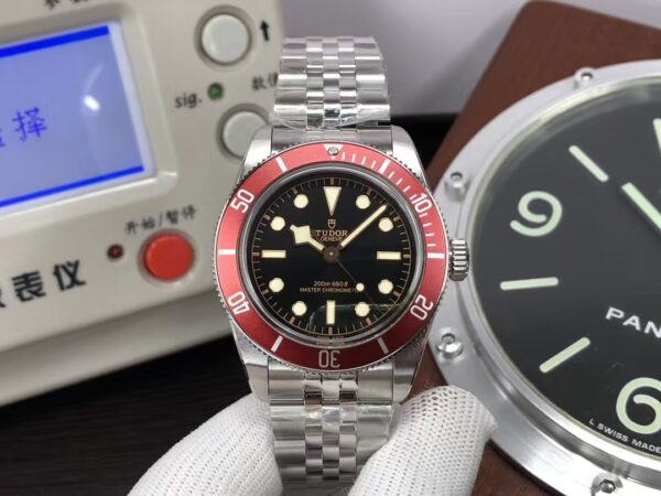 Tudor Black Bay M7941A1A0RU 41mm Red Bezel Black Dial Clone MT5602-1U Movement