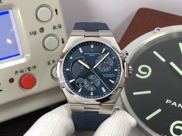 Vacheron Constantin Overseas P47450/000A-9039 Day/Night Power Reserve Blue Dial Blue Rubber Strap