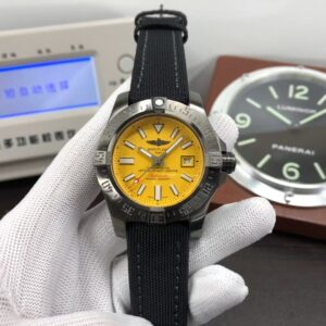 Breitling Avenger II Seawolf 45mm M17331E2.I530.109W.M20BASA.1 Clone ETA 2836 Movement Yellow Dial