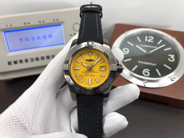 Breitling Avenger II Seawolf 45mm M17331E2.I530.109W.M20BASA.1 Clone ETA 2836 Movement Yellow Dial