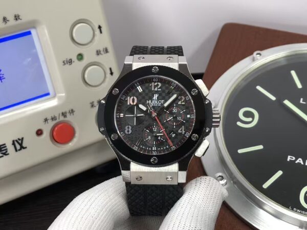 Replica Hublot Big Bang 44mm 301.SB.131.RX Stainless Steel Case Black Ceramic Bezel HUB4100 Movement