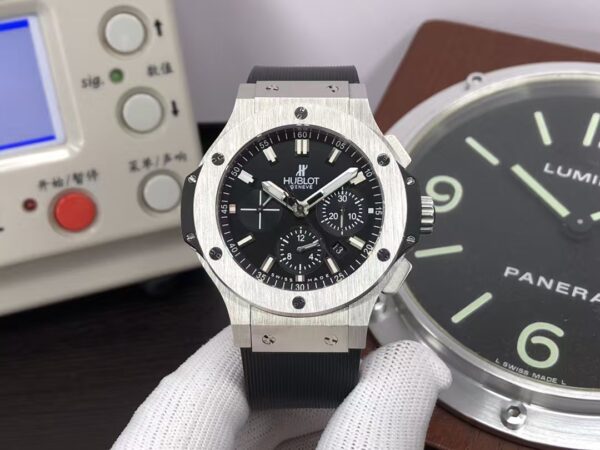 Replica Hublot Big Bang 301.SX.1170.RX Stainless Steel Case Black Dial Black Rubber Strap