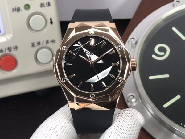 Hublot Classic Fusion Orlinski 40mm 550.OS.1800.RX.ORL19 Rose Gold Case Black Dial
