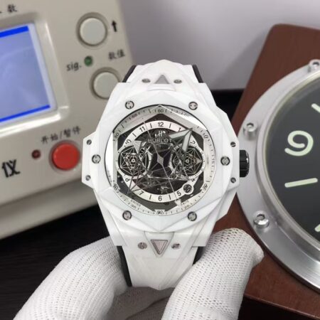 Hublot Big Bang Sang Bleu II 418.HX.2001.RX.MXM21 White Ceramic Case White Rubber Strap