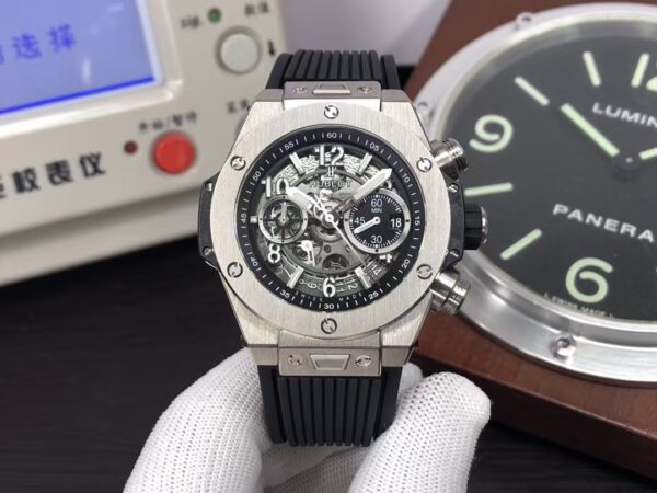 Replica Hublot Unico Titanium Watch