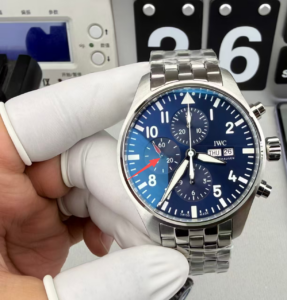 Pilot with 7750 Movement