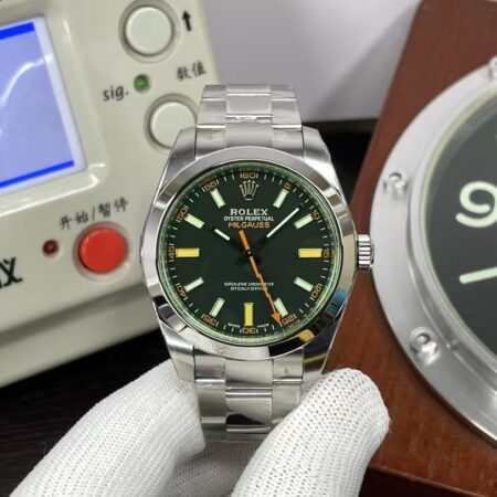 Rolex Milgauss Green Sapphire replica