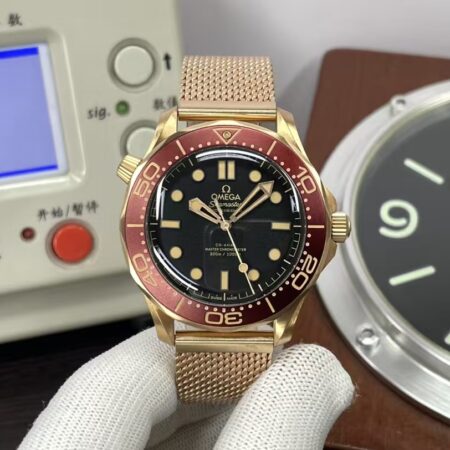 Replica Omega Bronze Gold Red