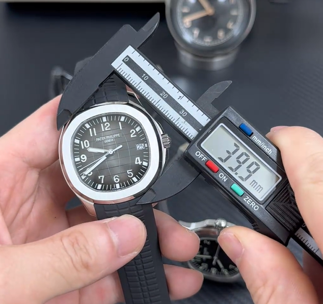 DDF Aquanaut Case Diameter