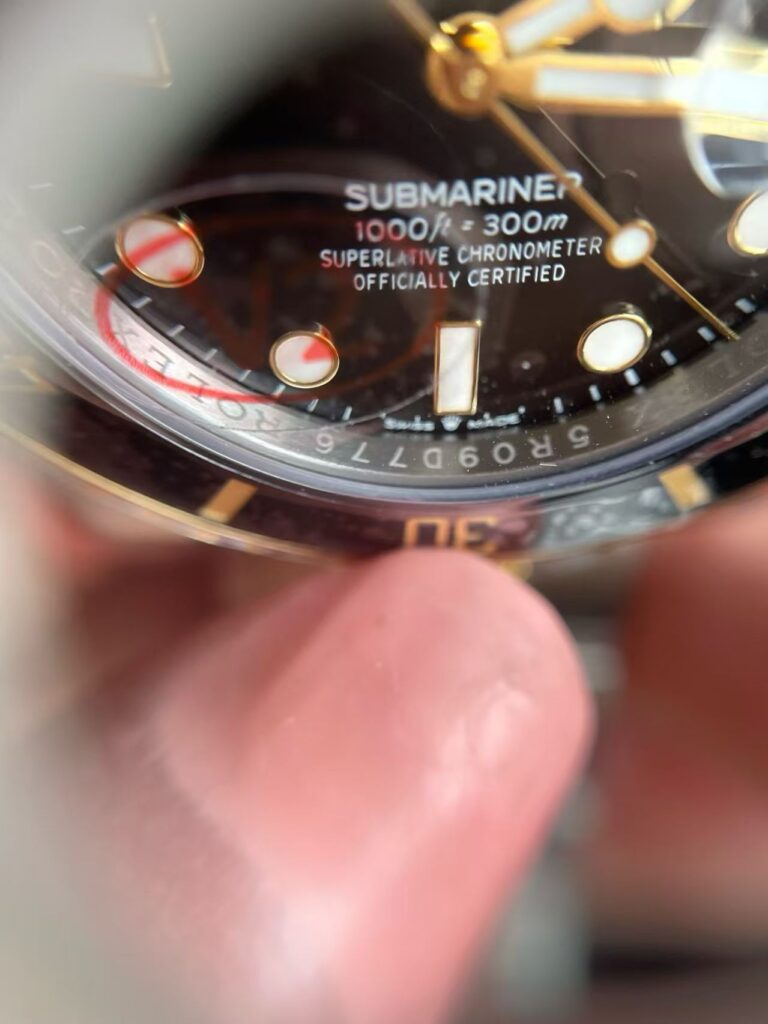 Rolex Submariner 126613LN Rehaut