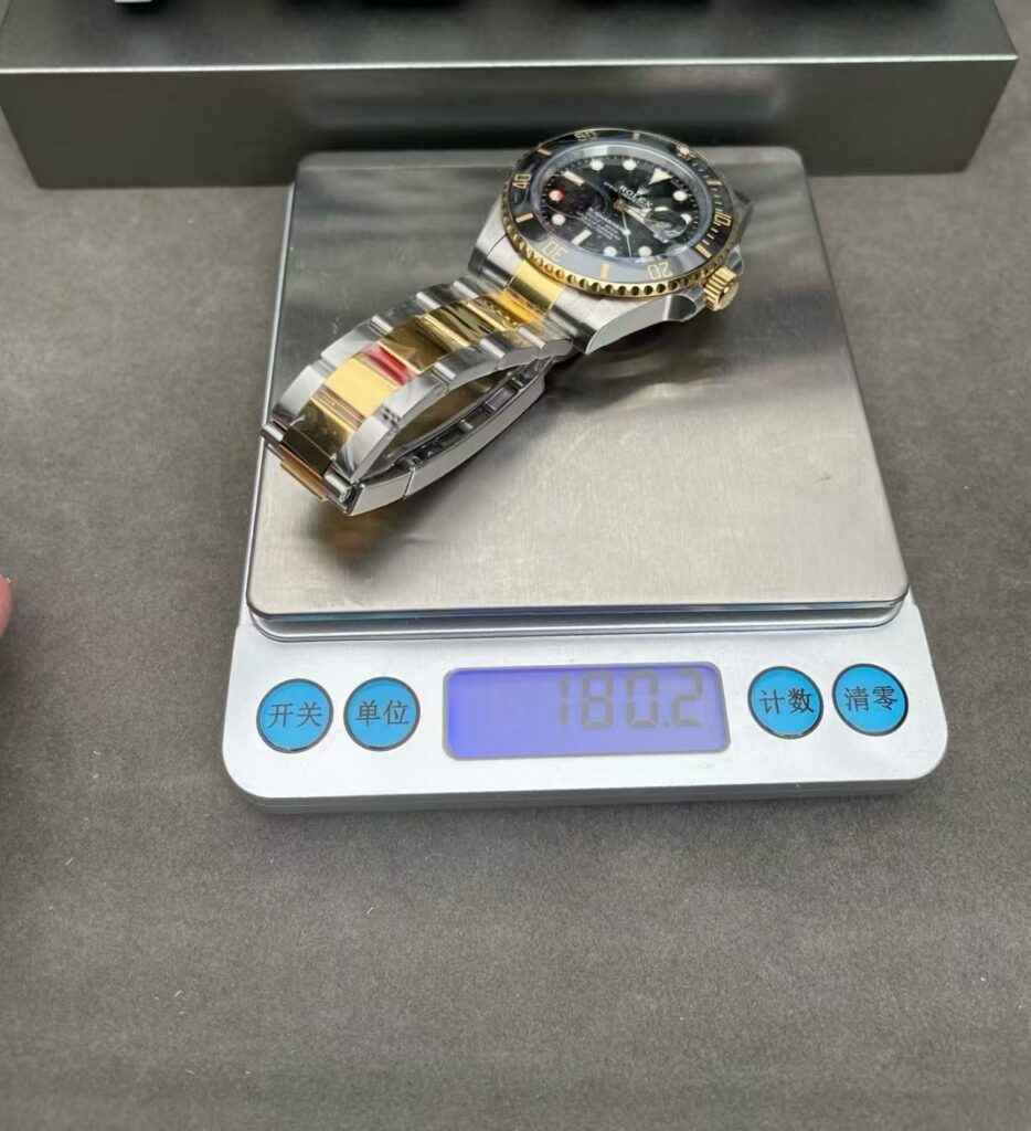 Rolex Submariner 126613LN Weight
