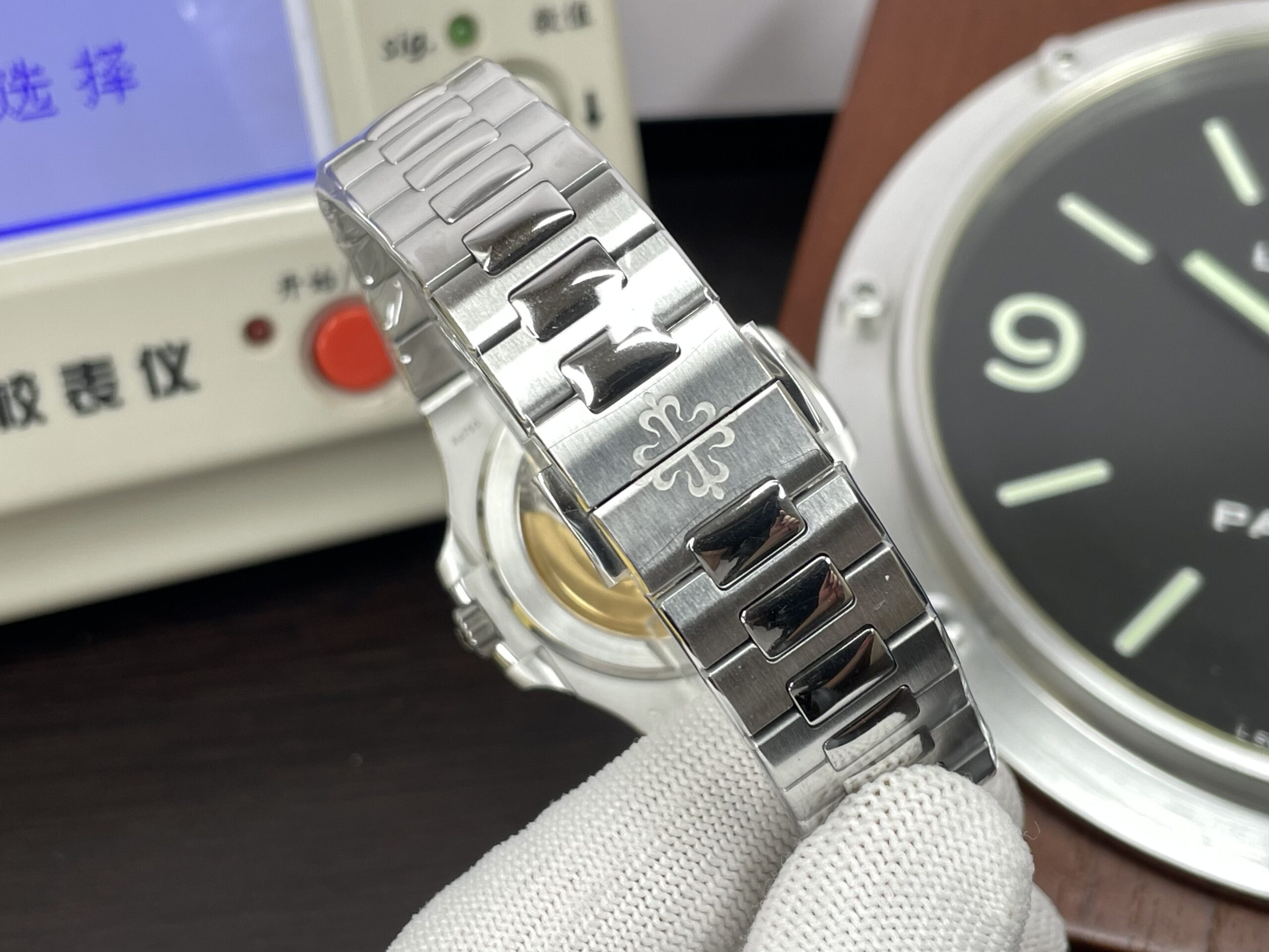 Replica Patek Philippe Nautilus 5811 Weighted Blue Dial Clone 330 Movement - Image 11