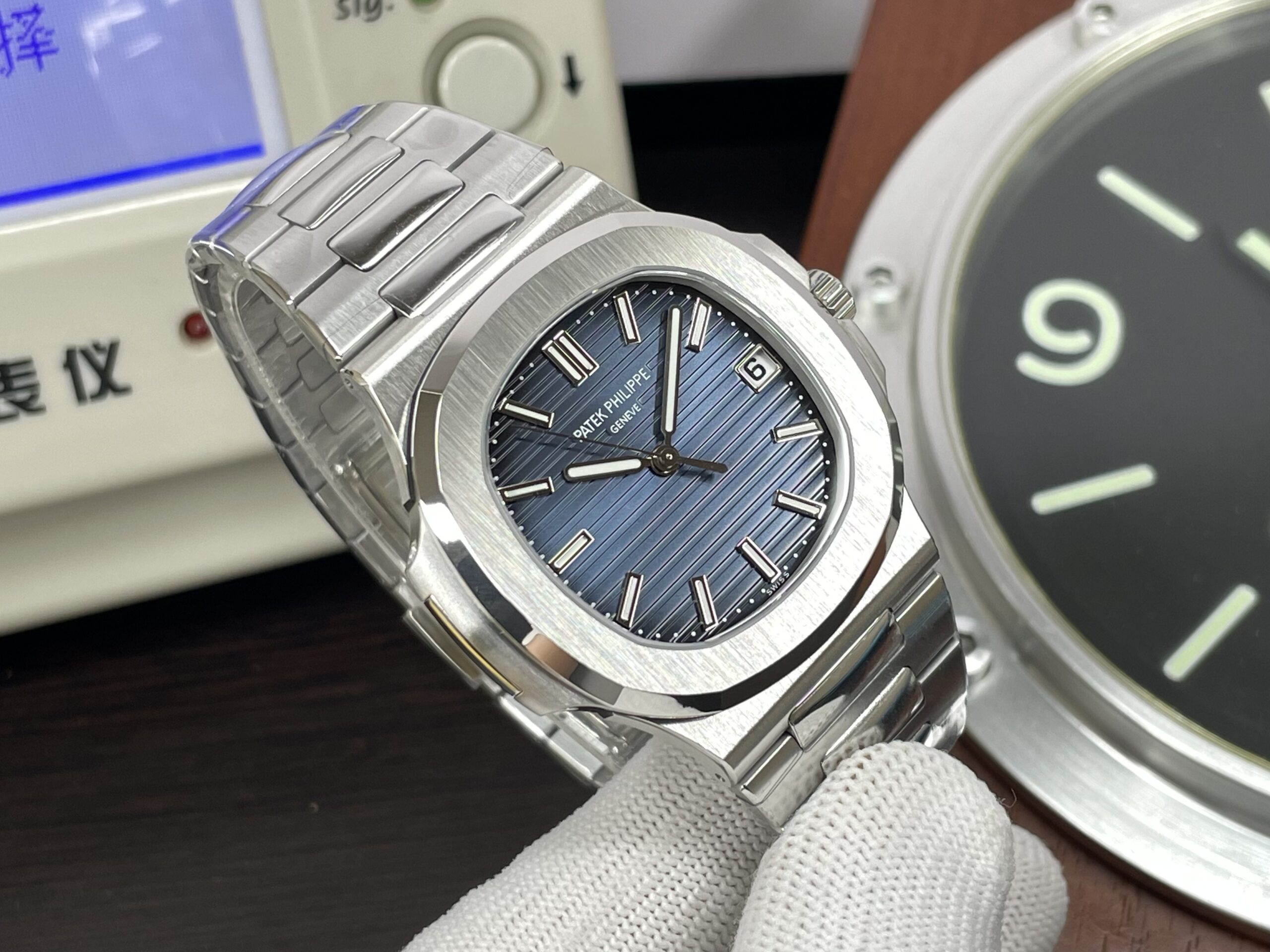 Replica Patek Philippe Nautilus 5811 Weighted Blue Dial Clone 330 Movement - Image 5