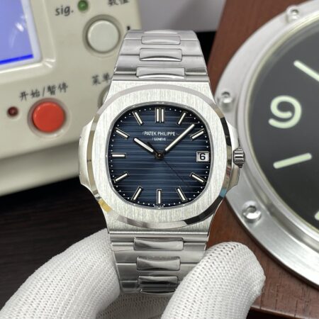 Replica Patek Philippe Nautilus 5811