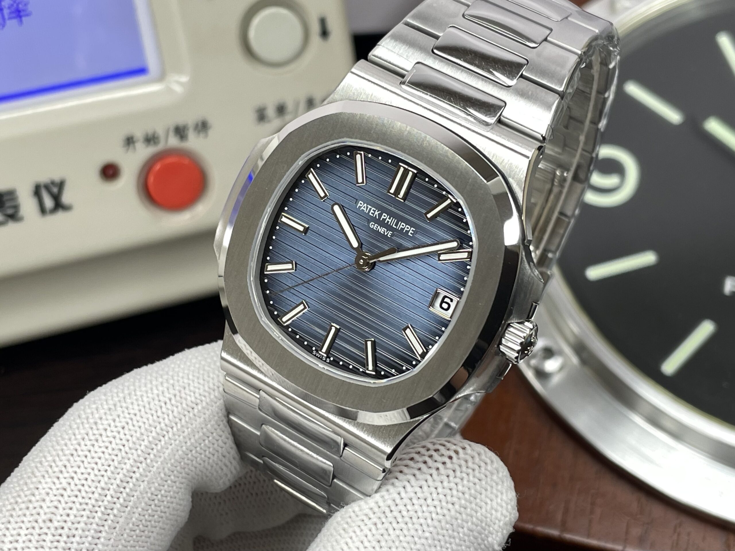 Replica Patek Philippe Nautilus 5811 Weighted Blue Dial Clone 330 Movement - Image 6