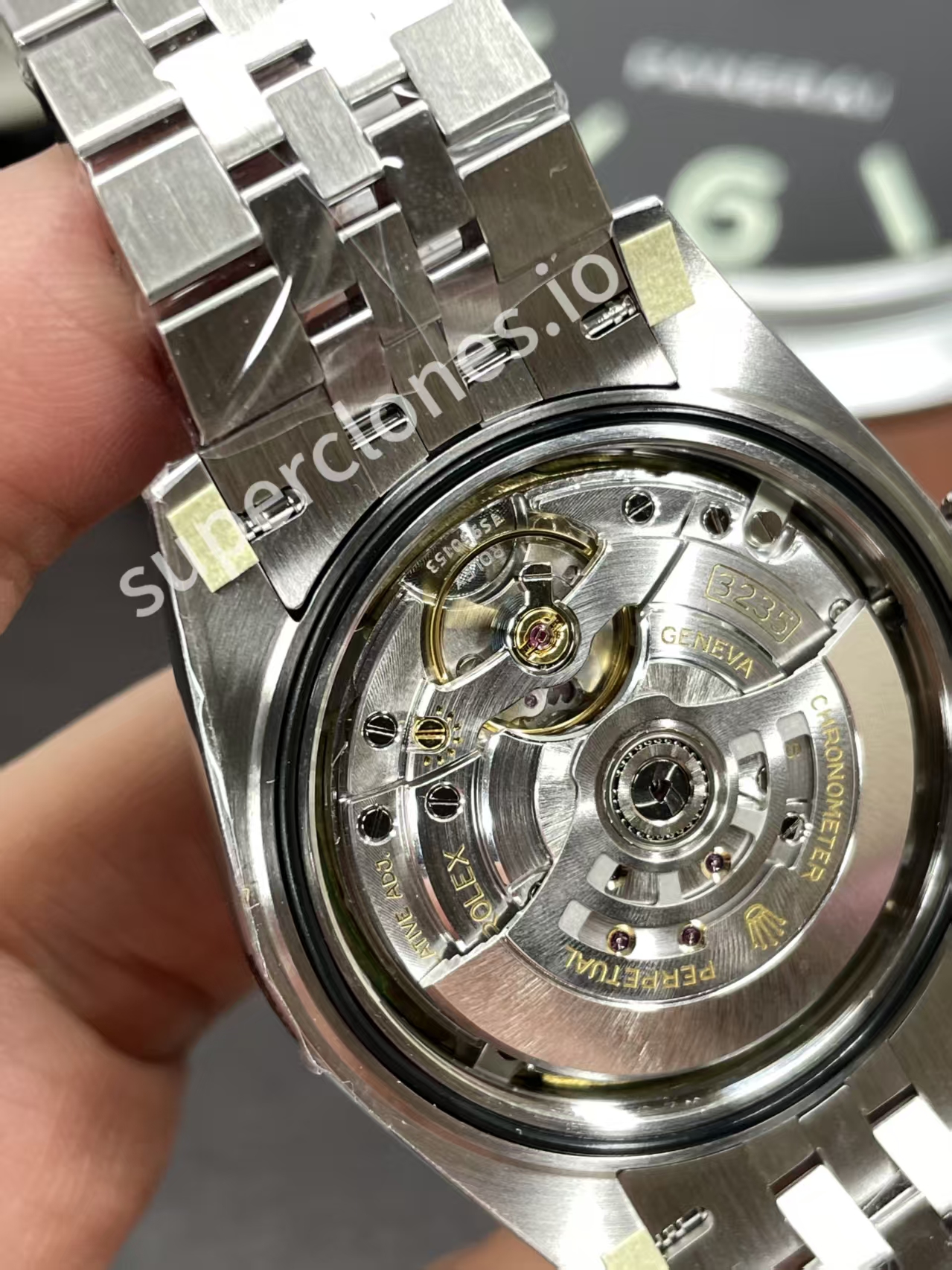 Replica Rolex 2026 Datejust II Ombre Green Dial with Free-Sprung Balance Super Clone 3235 Movement - Image 12