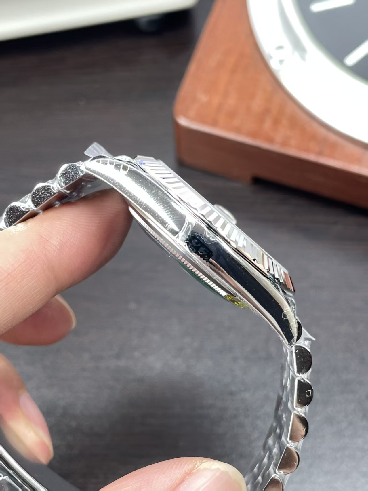 Replica Rolex 2026 Datejust II Ombre Green Dial with Free-Sprung Balance Super Clone 3235 Movement - Image 6