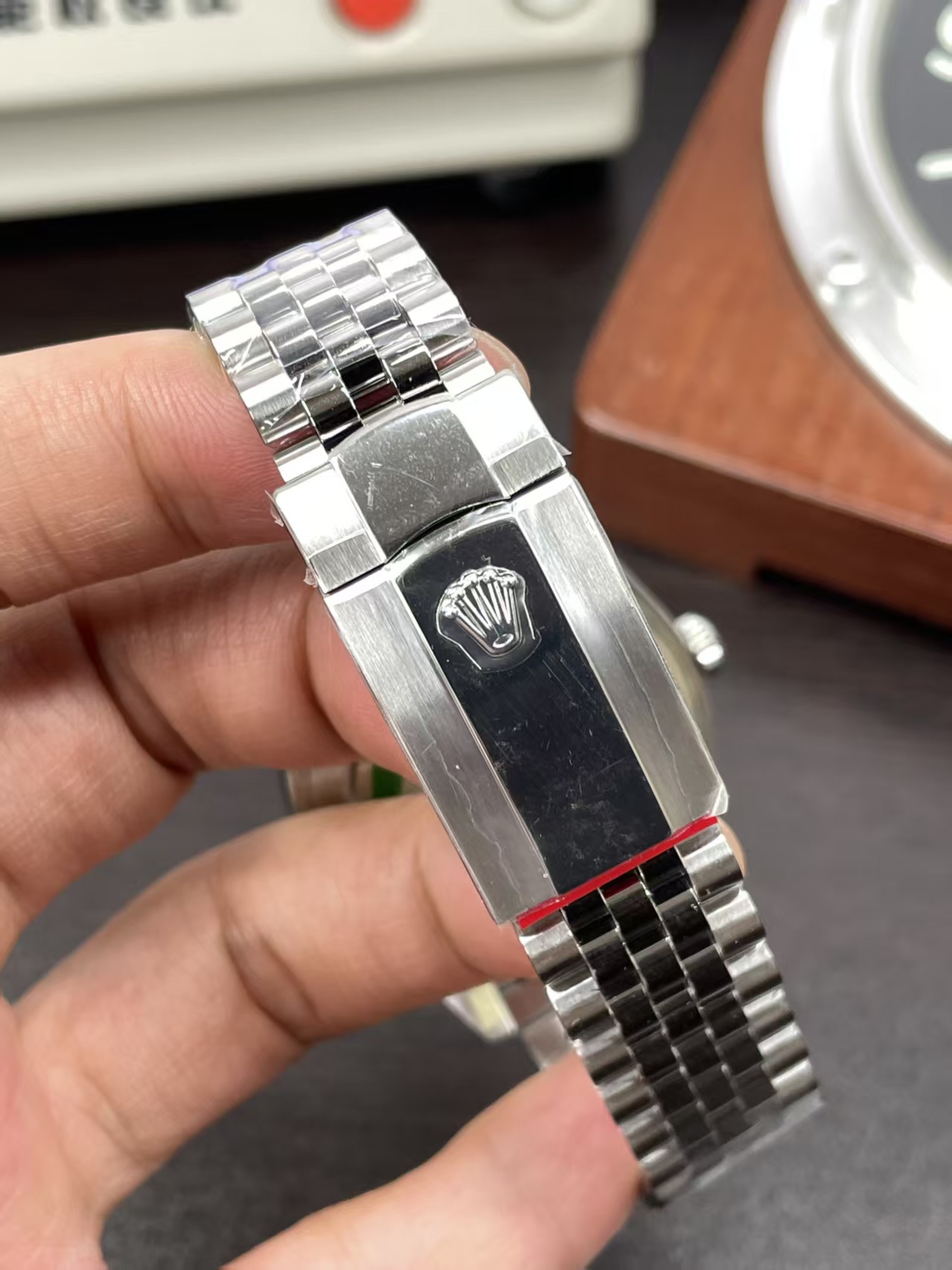 Replica Rolex 2026 Datejust II Ombre Green Dial with Free-Sprung Balance Super Clone 3235 Movement - Image 9